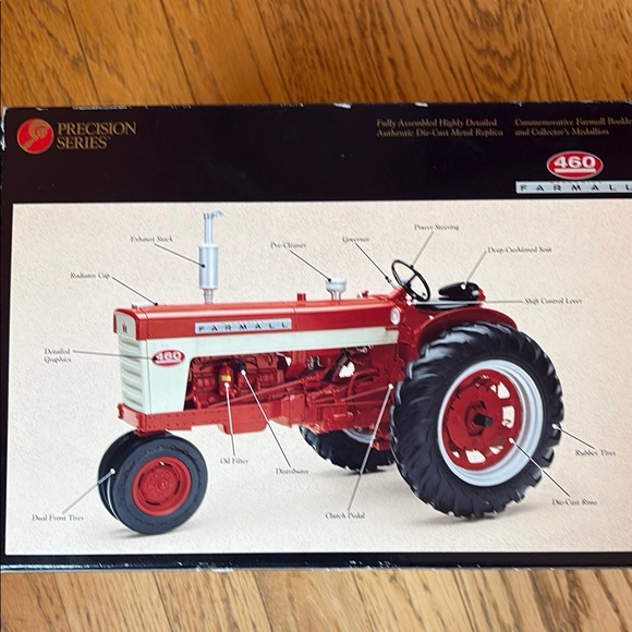 NIB International Harvester 1/16 Farmall 460 Precision Series Collector - Picture 3 of 16